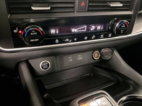 Certified 2023 Nissan Rogue SV w/ SV Premium B Package image 26