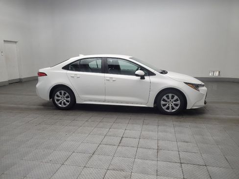 Used 2023 Toyota Corolla LE FWD image 11