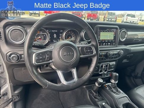 Used 2021 Jeep Wrangler Unlimited Sahara AWD/4WD image 29