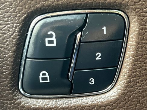 Used 2017 Ford F150 King Ranch w/ Equipment Group 601A Luxury image 48