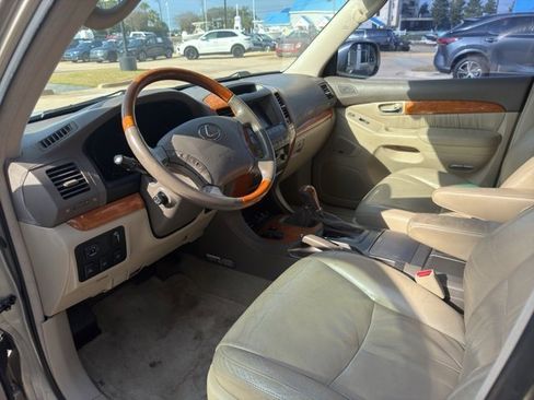 Used 2004 Lexus GX 470 image 9
