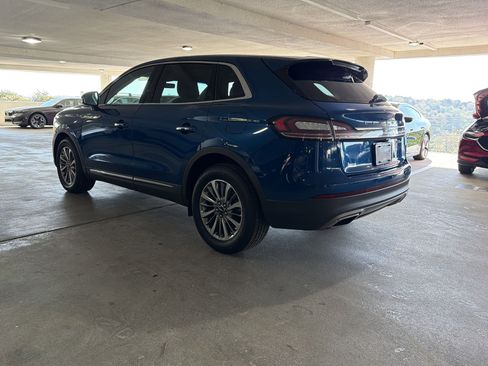 Used 2020 Lincoln Nautilus Reserve image 3