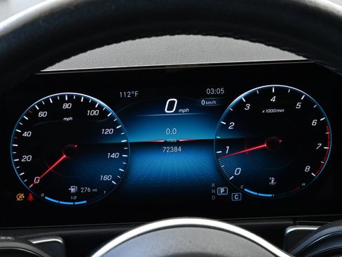 Used 2022 Mercedes-Benz GLB 250 4MATIC image 18