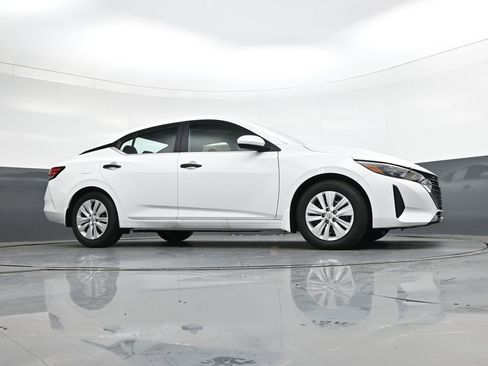 Certified 2025 Nissan Sentra S image 35