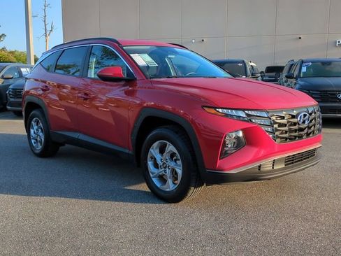 Used 2023 Hyundai Tucson SEL AWD/4WD image 3