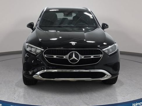 Used 2024 Mercedes-Benz GLC 300 4MATIC image 3