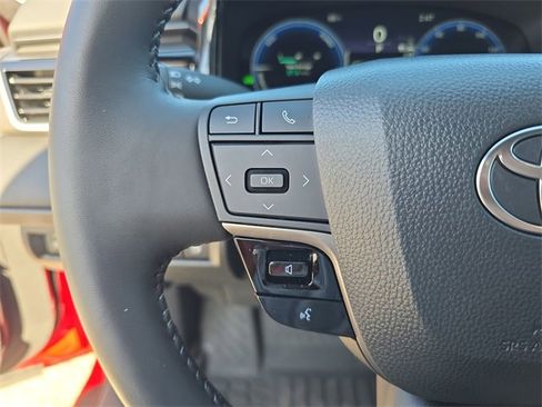 Used 2025 Toyota Camry XSE image 23