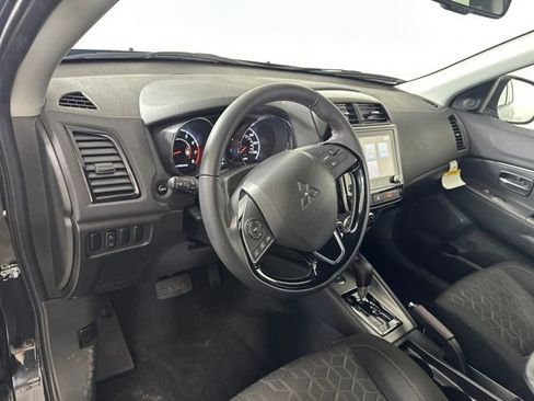 Used 2024 Mitsubishi Outlander Sport LE image 13