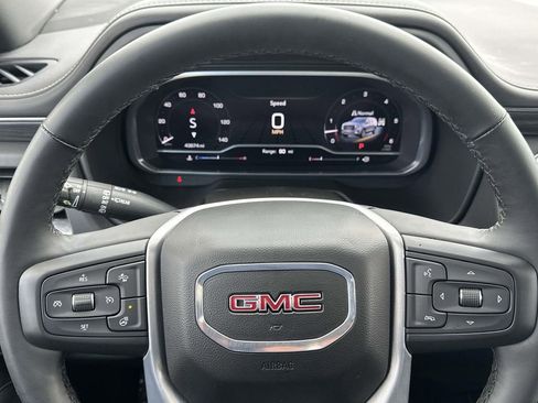 Used 2023 GMC Yukon SLT w/ SLT Premium Package image 26