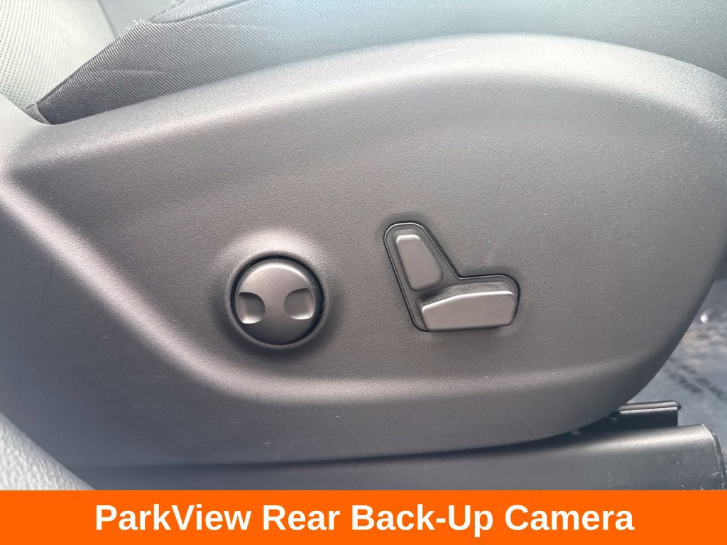 Used 2023 Jeep Cherokee Altitude Lux w/ Lux Elite Package AWD/4WD image 15