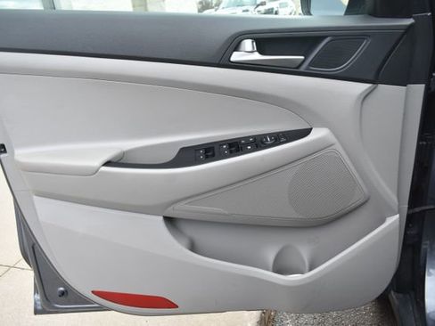 Used 2021 Hyundai Tucson Value w/ Cargo Package AWD/4WD image 17