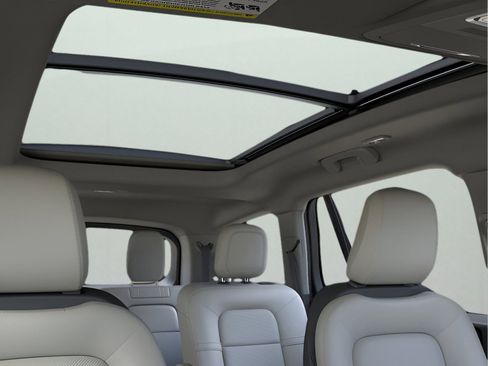 New 2026 Lincoln Aviator 2WD image 22