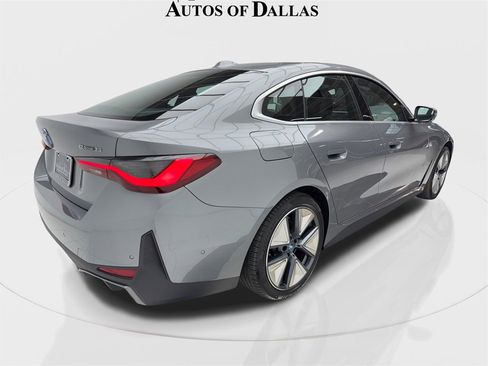 Used 2024 BMW i4 eDrive35 w/ Premium Package image 9