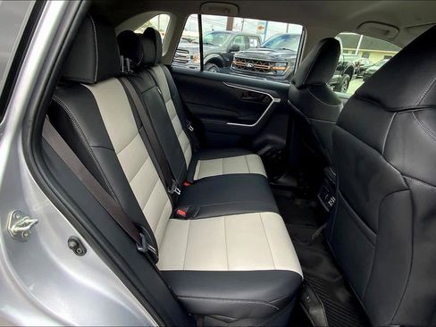 Used 2025 Toyota RAV4 LE image 19