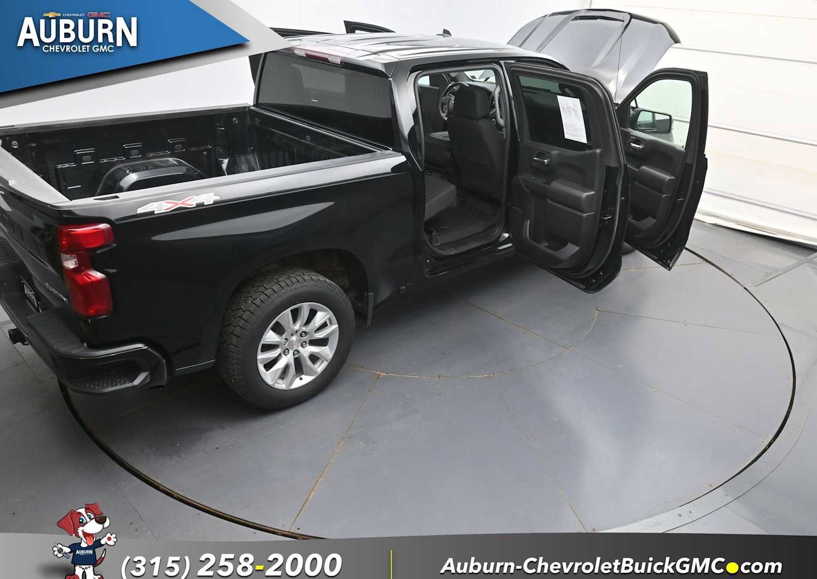 Used 2023 Chevrolet Silverado 1500 Custom AWD/4WD image 40