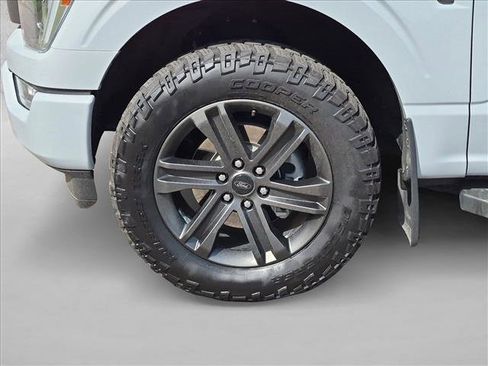 Used 2021 Ford F150 Lariat w/ Equipment Group 502A High AWD/4WD image 23