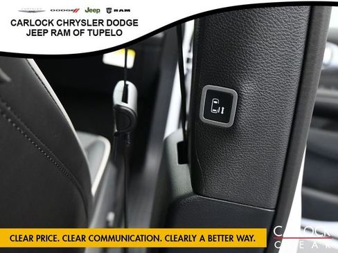 New 2026 Chrysler Pacifica Limited w/ Uconnect Theater Family Group image 54