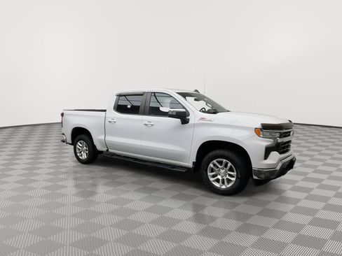 Certified 2022 Chevrolet Silverado 1500 LT AWD/4WD image 41