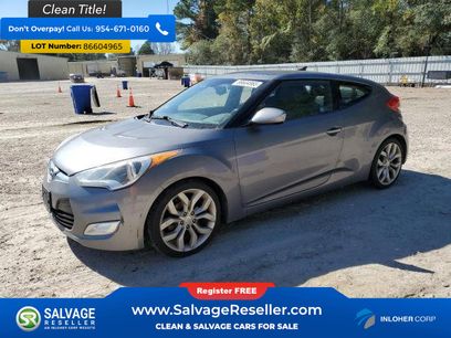 Used 2013 Hyundai Veloster w/ Style Pkg