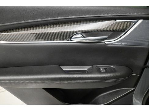 Certified 2023 Cadillac XT5 Sportv image 25