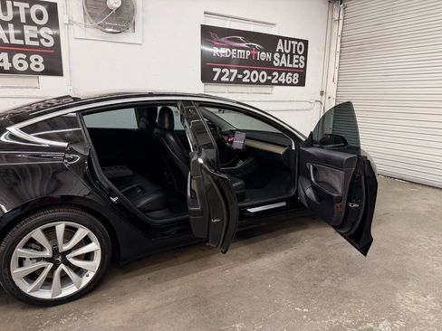 Used 2018 Tesla Model 3 RWD image 27