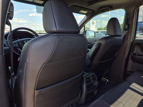 Used 2023 Honda Ridgeline Black Edition image 18
