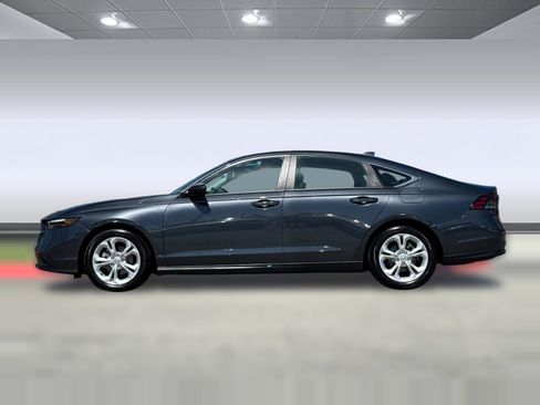 Certified 2025 Honda Accord LX image 2