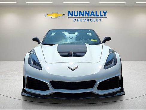 Used 2017 Chevrolet Corvette Z06 RWD image 8