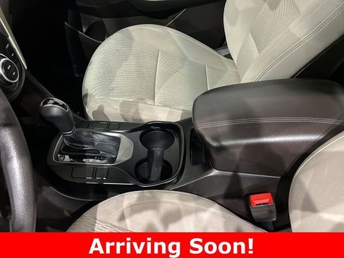 Used 2017 Hyundai Santa Fe Sport image 26