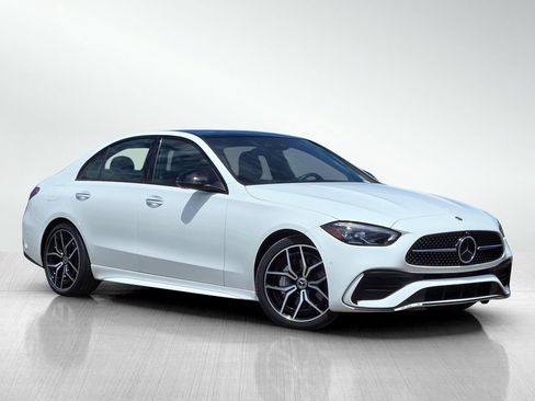 Used 2023 Mercedes-Benz C 300 Sedan image 2
