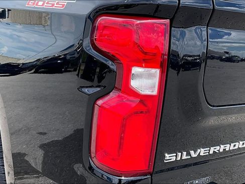 Used 2021 Chevrolet Silverado 1500 Custom Trail Boss AWD/4WD image 25