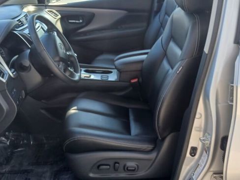 Used 2023 Nissan Murano SV image 9