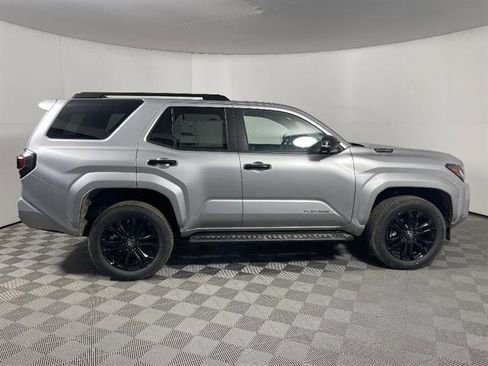 New 2026 Toyota 4Runner 4WD image 8