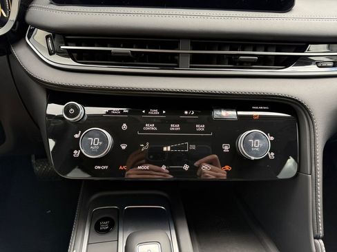 Certified 2026 INFINITI QX60 Luxe w/ Cargo Package image 5