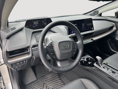 Used 2024 Toyota Prius Limited w/ Limited Premium Package image 11