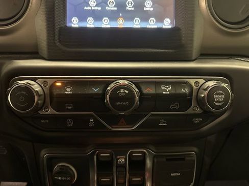 Used 2022 Jeep Wrangler Unlimited Sport S image 23