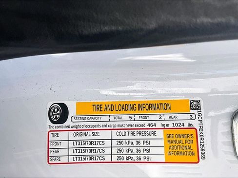 Used 2024 Chevrolet Colorado ZR2 w/ ZR2 Bison Edition image 17