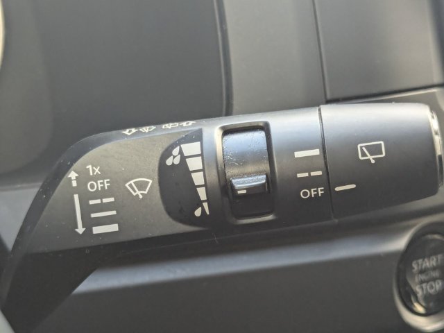 Certified 2025 Nissan Pathfinder S FWD image 20