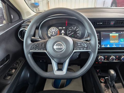 Used 2024 Nissan Kicks SV FWD image 22