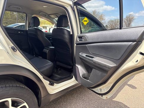 Used 2013 Subaru Crosstrek 2.0i Limited AWD/4WD image 20