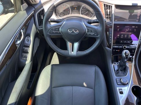 Used 2018 INFINITI Q50 Luxe w/ Sensory Package (Luxe) RWD image 13