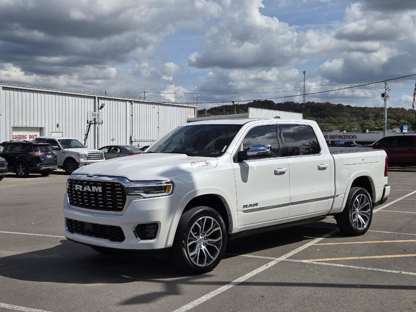 Used 2027 RAM 1500 Tungsten AWD/4WD image 7