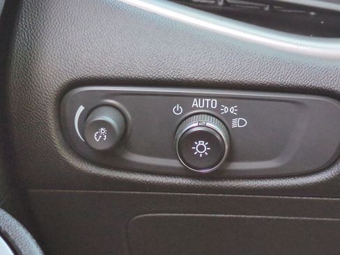 Used 2023 Chevrolet Malibu LT image 17