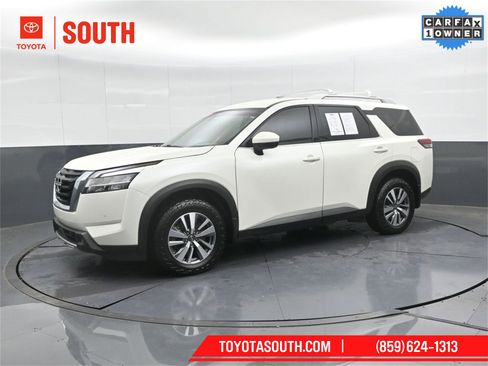 Used 2023 Nissan Pathfinder SL image 7