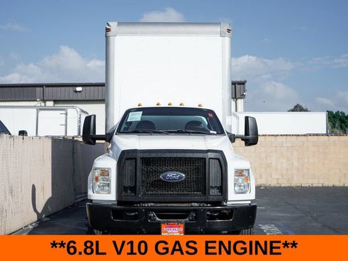 Used 2017 Ford F650 2WD Regular Cab Super Duty image 3
