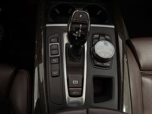 Used 2016 BMW X5 xDrive50i image 32