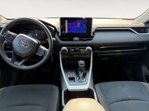 Used 2023 Toyota RAV4 LE AWD/4WD image 10