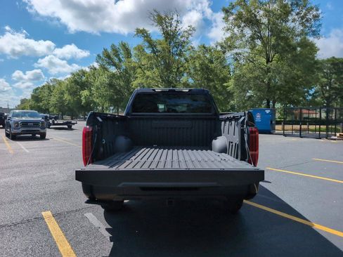 Used 2024 Toyota Tundra SR5 w/ SR5 Premium Package AWD/4WD image 5