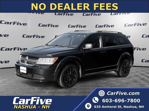Used 2019 Dodge Journey SE FWD image 1