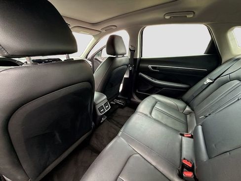 Certified 2023 Hyundai Sonata Limited w/ Cargo Package FWD image 23